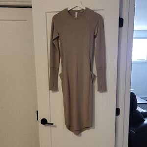Lululemon Athletica Tan Long Sleeve Dress